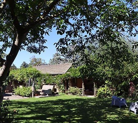 1 For 2 Bed & Breakfast Nederhorst den Berg Bagian luar foto